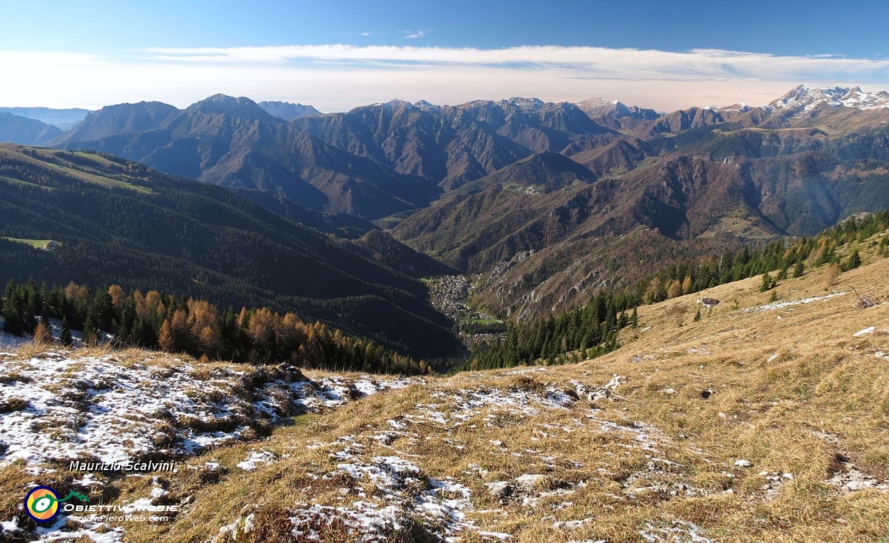 30 Panorama verso Piazzatorre....JPG